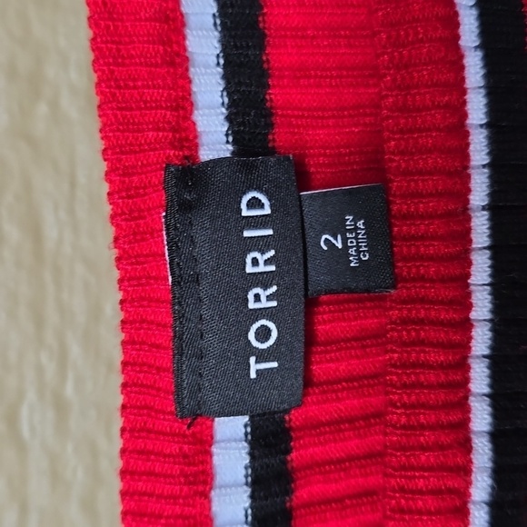 Torrid ribbed sweater scoop neck striped tricolor 2x boatneck off shoulder - Picture 6 of 9